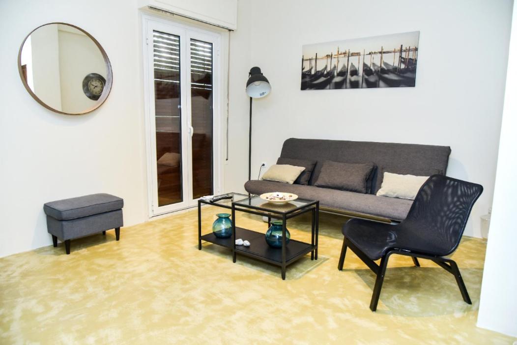 Central apartment at Echarxia 2 beds for 5 pers Athen Eksteriør billede